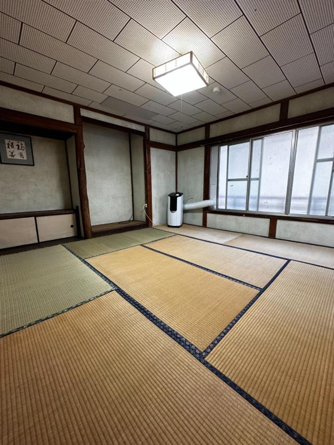 素泊まり民宿とみや Oshima Eksteriør bilde